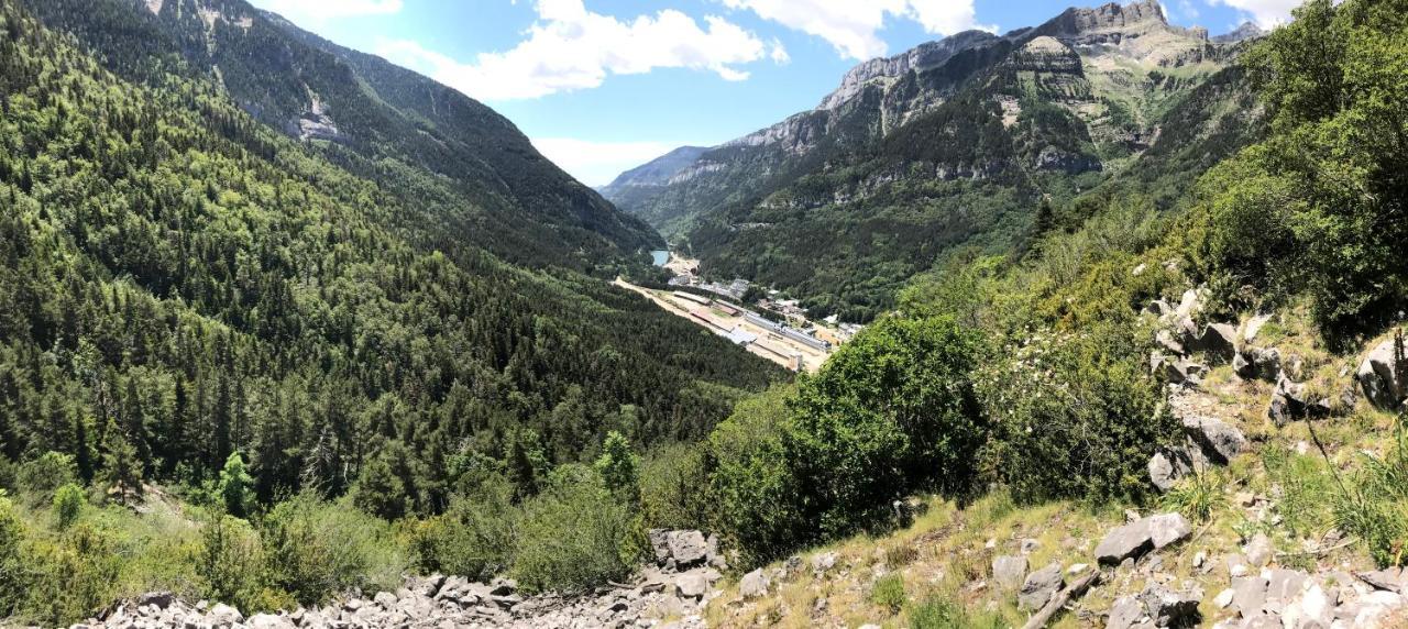 El Refugio De La Ardilla, Apartamento Canfranc-Estacion Exterior photo